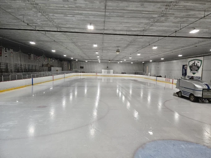 Foothills Ice Arena