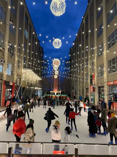 Industry City Ice Rink