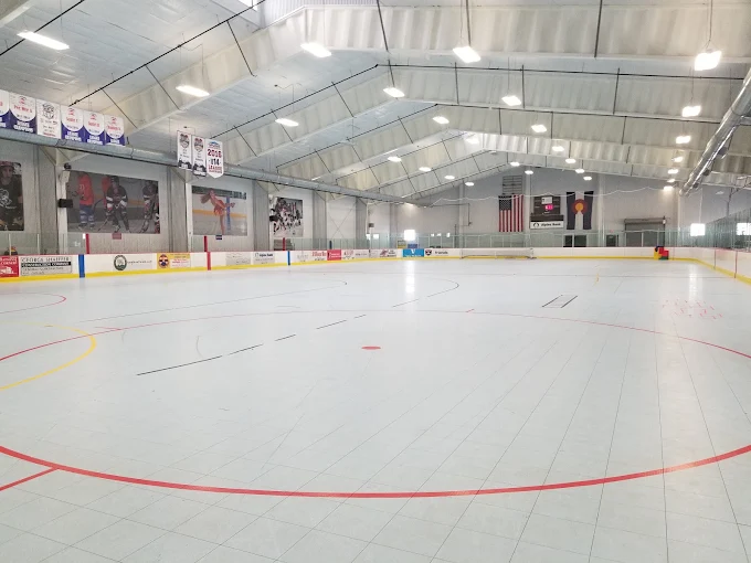 Mountain Recreation Eagle Pool & Ice Rink