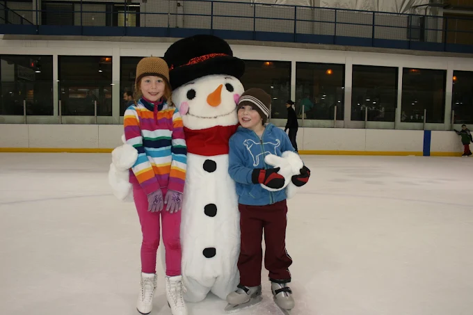 Rocket Ice Skating Rink