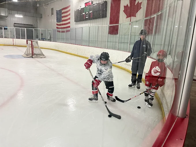 The Pond – Ice Rink & Sports Complex