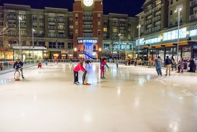 Westpost Outdoor Ice Skating formerly Pentagon Row